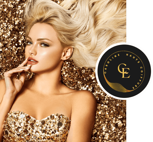 Femme blonde en robe dorée, allongée sur un tapis de paillettes à Houdan dans les Yvelines 78